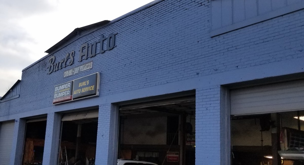 Burl's Auto Service shop building in Monroe, Louisiana